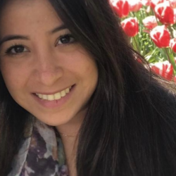 Andrea Vizhñay Orellana